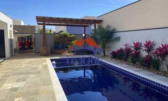 Imagem: CASA COM 3 DORMITÓRIO, 330M² À VENDA