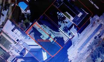 Imagem: TERRENO CABRAL EXCELENTE LOCALIZAÇÃO