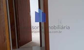 Imagem 5: Sobrado para Venda em Curitiba, Alto Boqueirão, 3 dormitórios, 1 banheiro, 1 vaga