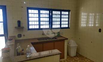 Imagem 5: Araraquara - Casa Padrão - Centro