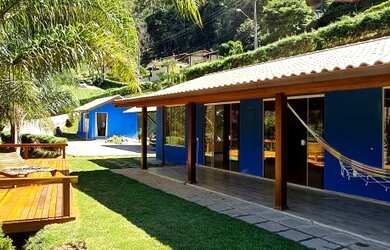 Imagem 3: Casa para venda tem 280 metros quadrados com 4 quartos em Pedro do Rio - Petrópolis - RJ