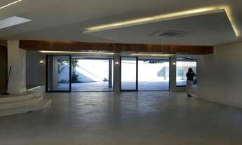 Imagem 2: Mansão em sofisticado e mais Seguro Condomínio da Barra da Tijuca