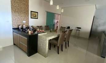 Imagem 2: Casa para venda com 200 metros quadrados com 3 quartos em Centro - Taiobeiras - MG