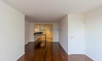 Imagem 2: Amplo apartamento à venda, 120 m2, 3 dormitórios, bem localizado na região de Pinheiros, S