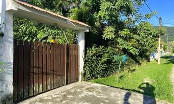 Imagem: Casa de 4 quartos em chácara de 1,200 m2