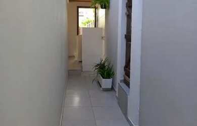 Imagem 3: Casa para Aluguel - Campeche, 1 quarto, à 90m da praia