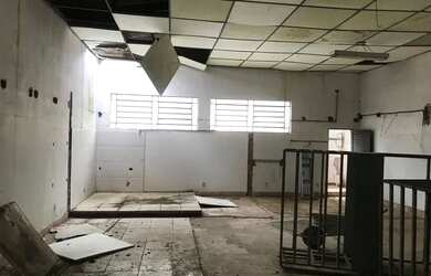 Imagem 2: SALÃO COMERCIAL + TERRENO CENTRO - Venda R$ 1.910.000 ou aluguel por R$ 7.313/mês