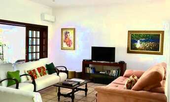 Imagem: Casa em Condomínio Sofisticado e Seguro