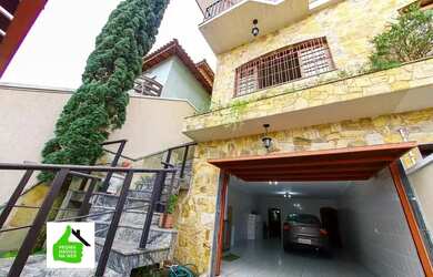 Imagem 3: Casa 4 Dormitórios + 3 Suítes + Banheira Hidro + Closet + Varanda + Quintal + Churrasqueir