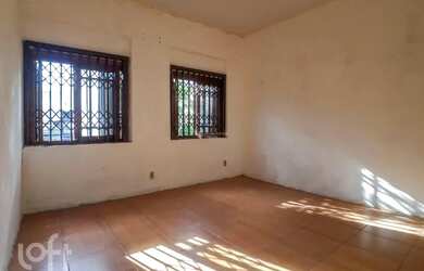 Imagem 2: Casa à venda Rua Joaquim Nabuco, Cidade Baixa - Porto Alegre