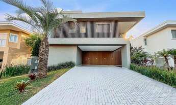 Imagem 2: Casa à venda com 4 quartos em Alphaville Nova Lima