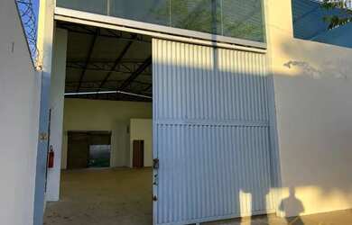 Imagem 2: Galpão 215m2 habite-se Comercial e Assessibilidade