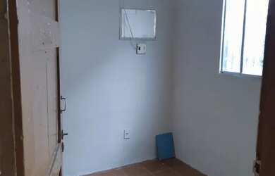 Imagem 3: Alugo casa em vila ótima localização. Rua São Luís. N. 129. Nossa Senhora das Graças