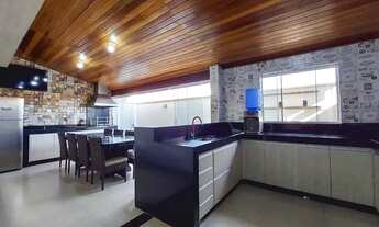 Imagem: Linda casa à venda com 2 dormitórios no