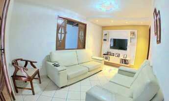 Imagem 4: Barcelona!<br><br>- Casa com 125 m² de área construída - 3 Quartos - 2 Banheir