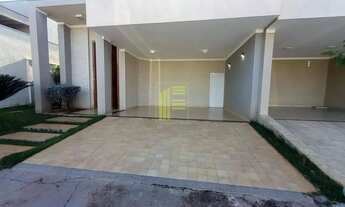 Imagem 2: Casa para alugar no Village Damha III com 3 suítes, área gourmet e piscina