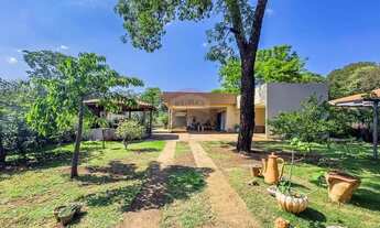 Imagem: Chácara à venda com 4 suítes, 750m²