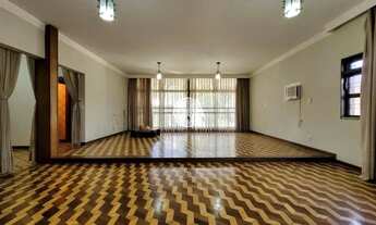 Imagem: Casa térrea com 4 Quartos para Alugar