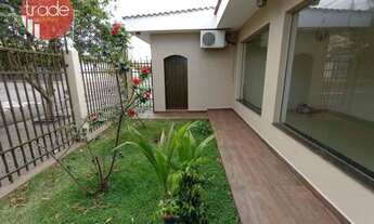 Imagem 2: Casa térrea de esquina para vender com 3 dormitórios, churrasqueira e piscina