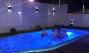 Imagem 7: Casa com ar e piscina 6 quartos