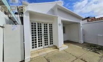 Imagem 2: Casa térrea para fins comerciais na região do Centro de Atibaia, rua estratégica e Repleta