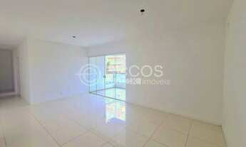 Imagem 3: Apartamento à venda, 4 quartos, 1 suíte, 2 vagas, Jardim Finotti - Uberlândia/MG