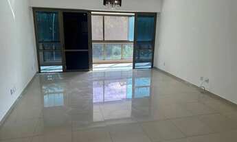 Imagem 6: ALFA BARRA 3/ EXCELENTE APTO 4 QUARTOS, 1 SUÍTE + DEPENDÊNCIA. 208M2. 3 VAGAS. VISTA LAGOA