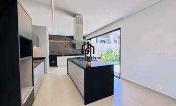 Imagem 7: Casa com 3 suítes sendo 1 master no condomínio Residencial Ouroville em Taubaté