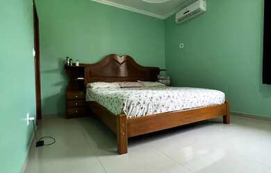 Imagem 2: EXCELENTE OPORTUNIDADE DE INVESTIMENTO - PRÉDIO COM 6 APARTAMENTOS