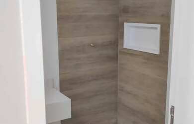 Imagem 5: Casa à venda em rua pública