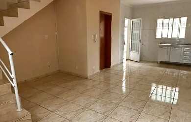 Imagem 2: Charmosa casa disponível para locação em São Roque!