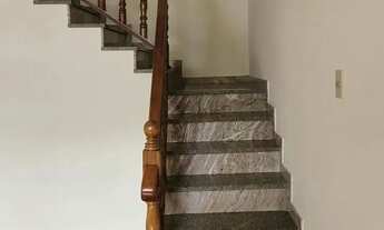 Imagem 5: Casa para venda com 420 metros quadrados com 4 quartos