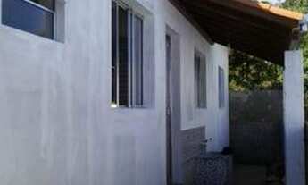 Imagem: Alugo um barraco, com Garagem p 3 carros