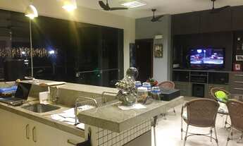 Imagem 7: Casa de condomínio para venda possui 400 metros quadrados com 4 quartos