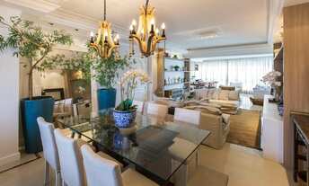 Imagem 7: Apartamento de 189 metros quadrados no bairro Barra Sul com 4 quartos