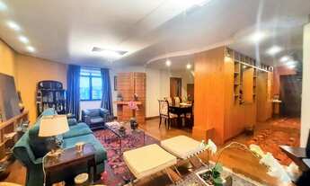 Imagem 3: Cobertura à venda na Rua Pasteur, Bairro Santa Helena, com três suítes, uma com closet, e