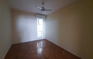 Imagem 2: Apartamento para venda com 120 metros quadrados com 3 quartos em Copacabana - Rio de Janei