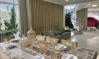 Imagem 5: Luxuosa Casa de 2 Pavimentos no Villa Firenze 250m² 4 Quartos (3 Suítes) 2 Vg