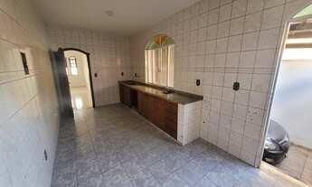 Imagem 2: Casa em ótima localização com 3 quartos, suíte, bairro Fonte Grande - Contagem - MG