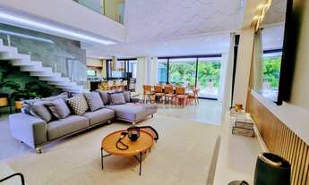 Imagem: Casa com 5 suítes à venda na Riviera de