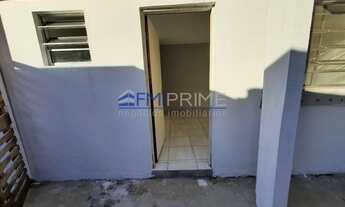 Imagem 6: Casa de Fundos com quintal