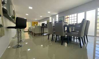 Imagem 2: Casa de condomínio térrea para venda possui 800 metros quadrados com 3 quartos