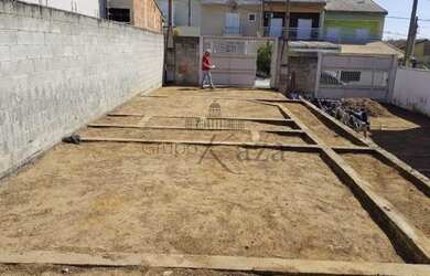 Imagem 2: Terreno Jd. Rodolfo - Zona Leste SJC - 132m² - Com alicerce para sobrado