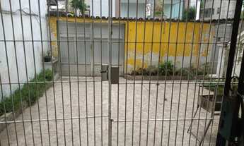 Imagem 5: Casa para aluguel possui 370 metros quadrados com 6 quartos no Campo Grande - Santos - SP