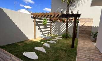 Imagem 1: Casa a venda com 3 suites e vagas de garagem em Parque dos Buritis - Rio Verde - GO