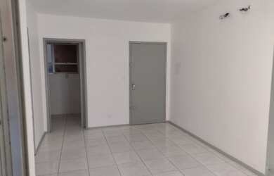 Imagem 3: Apartamento 2 dorm., prox.Iguatemi,72m2, térreo, 2 pátios, cozinha grande., pr - Porto Ale