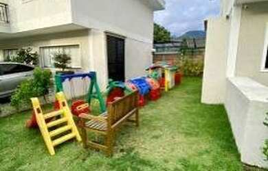 Imagem 3: EXCELENTE CASA EM VARGEM PEQUENA COM 194M2/ 3 SUÍTES. CONDOMÍNIO COM INFRA E PORTARIA 24 H