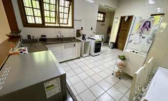 Imagem 4: Casa de condomínio com 4 quartos sendo dois suítes e 200 m² construído em Itaipava - Petró