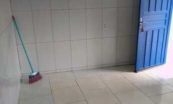 Imagem 2: Aluga-se kitnet Casa com 1 dormitório