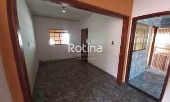 Imagem 4: Casa para aluguel, 4 quartos, 1 suíte, 1 vaga, Residencial Viviane - Uberlândia/MG